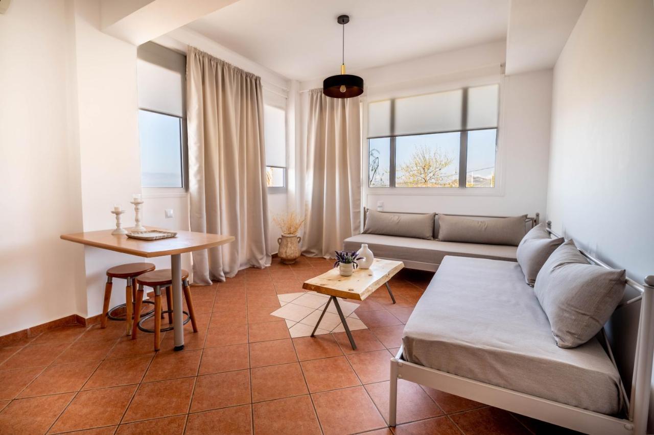 Christoforos Apartments Лурдата Экстерьер фото